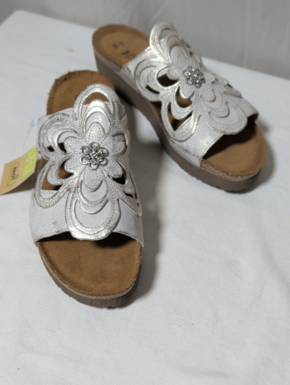 Naot Silver Floral Cutout Leather Slide Clogs Boho Vacation Resort Wear